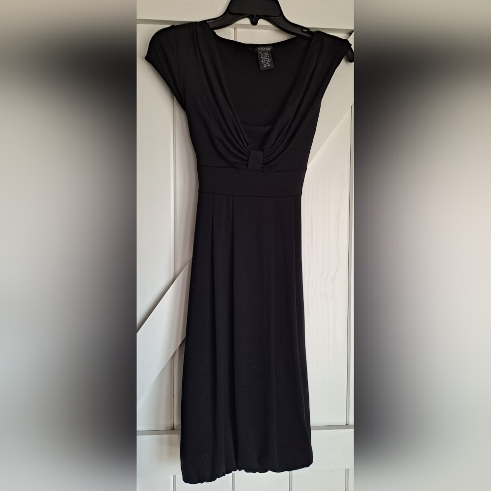 Elegant Black Dress